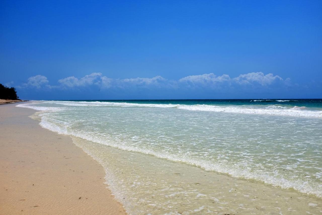 Salty'S Kitesurf Village Kilifi Exterior foto